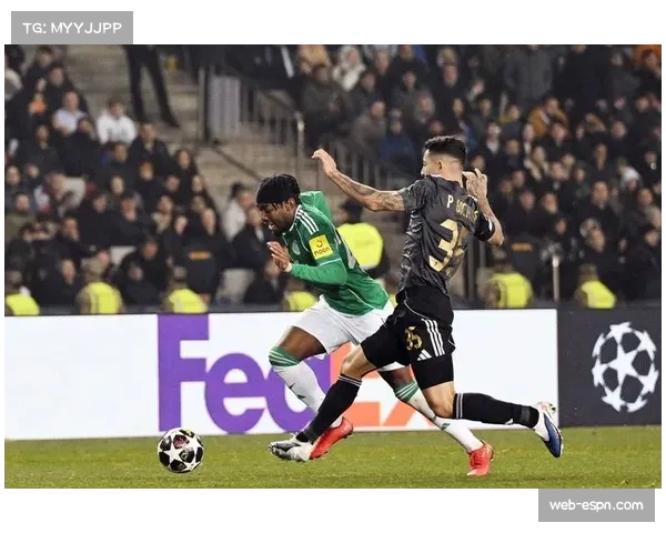 纽卡斯尔联3-2击败卡拉巴赫，总比分9-3强势晋级